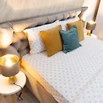 New Calea Victoriei, Old Apartament Bucureşti