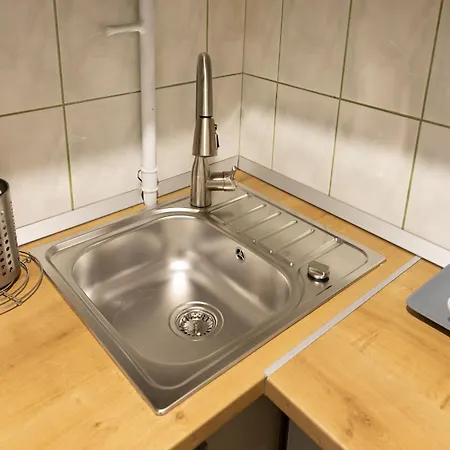 New Calea Victoriei, Old * Boekarest