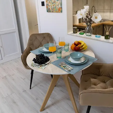 Apartament New Calea Victoriei, Old