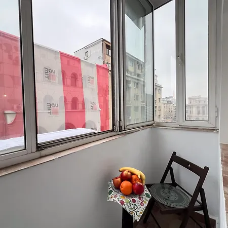 New Calea Victoriei, Old Appartement